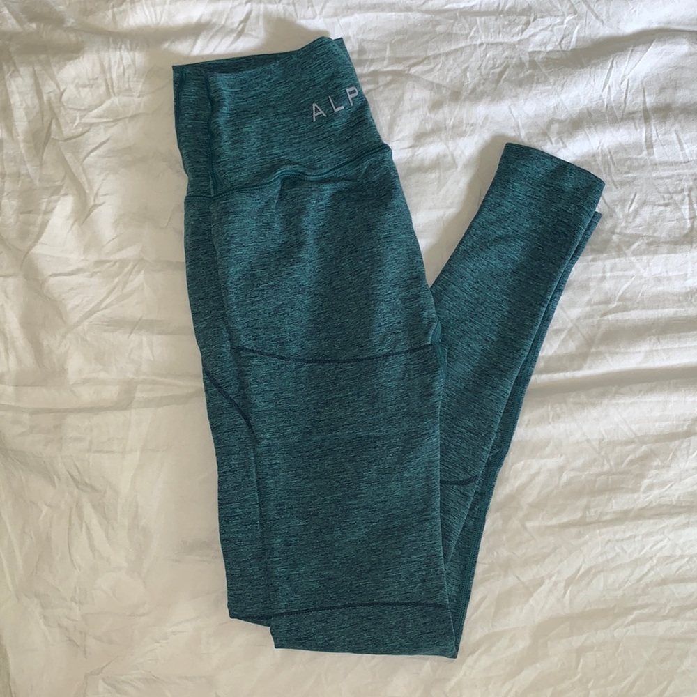 Alphalete Revival legging